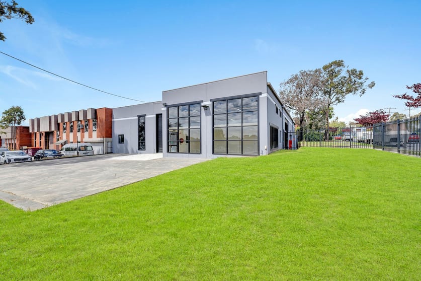 Click to view all images 91 Parkhurst Drive Knoxfield VIC 3180 - Image 3