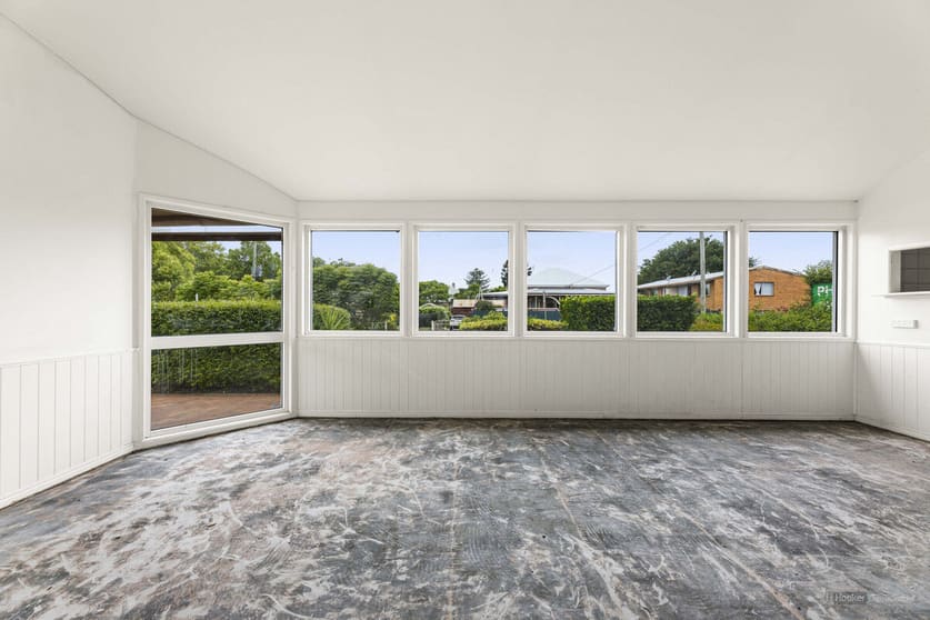 Click to view all images Shop 4/87 West Street Toowoomba City QLD 4350 - Image 3