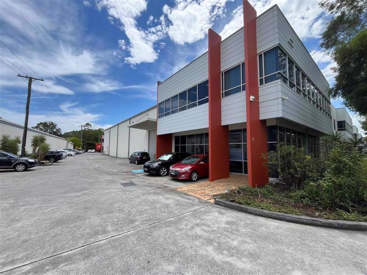 Click to view all images Biz-Point 55-61 Pine Road Yennora NSW 2161 - Image 1