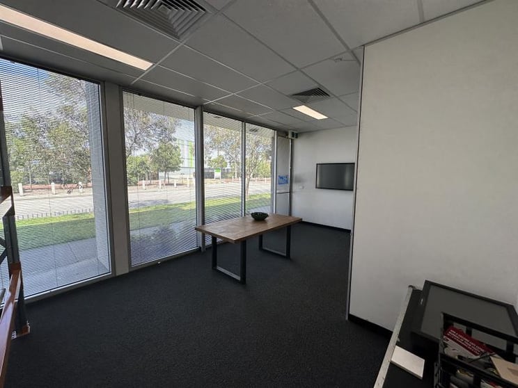 Click to view all images Ground Suite 121/121 - 87 Turner St Port Melbourne VIC 3207 - Image 3