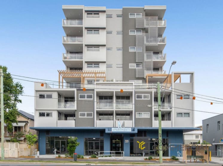 Click to view all images T3/699 Main Street Kangaroo Point QLD 4169 - Image 2