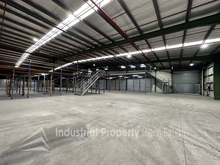 Click to view all images Wetherill Park NSW 2164 - Image 3
