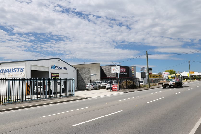 Click to view all images 140 Invermay Road Invermay TAS 7248 - Image 2