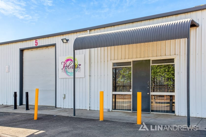 Click to view all images Unit 5/2 Armiger Court Holden Hill SA 5088 - Image 2