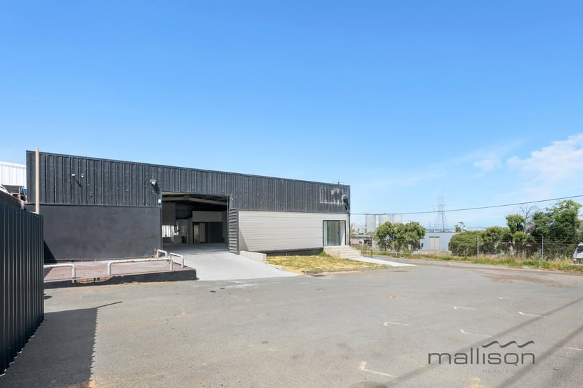 Click to view all images 32a Burlington Street Naval Base WA 6165 - Image 1