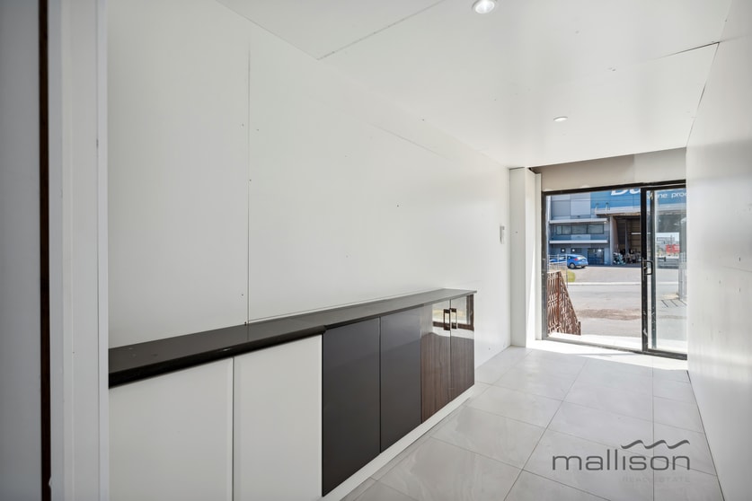 Click to view all images 32a Burlington Street Naval Base WA 6165 - Image 2