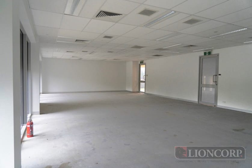 Click to view all images Sunnybank QLD 4109 - Image 2