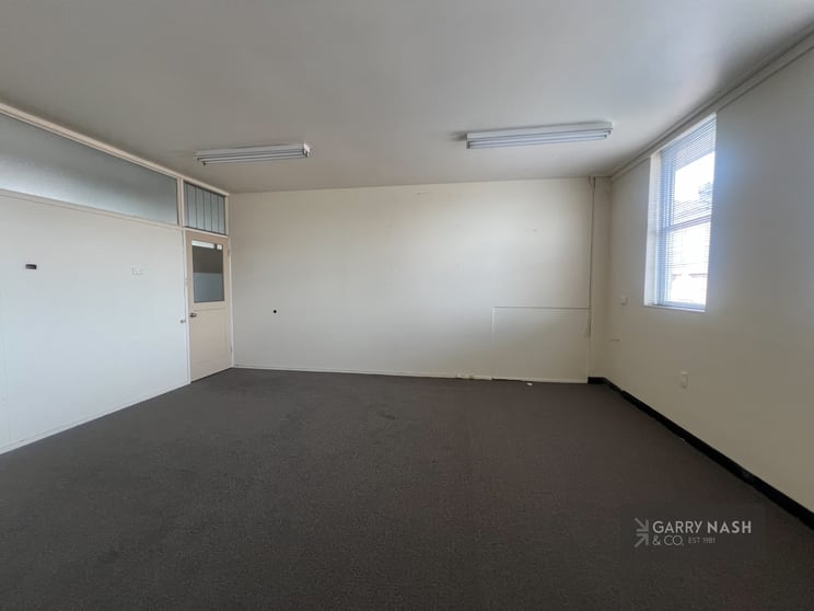 Click to view all images 15-21 Ford Street Wangaratta VIC 3677 - Image 2