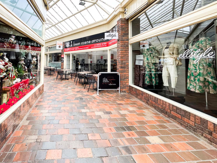 Click to view all images Shop 14 Shopping Plaza Warragul VIC 3820 - Image 2