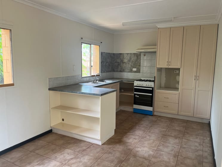 Click to view all images 5C Trig Street Wedgefield WA 6721 - Image 3