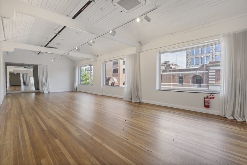 Click to view all images 401 Cleveland Street Redfern NSW 2016 - Image 3