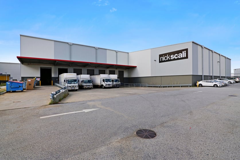 Click to view all images 7 Metal Circuit Malaga WA 6090 - Image 1