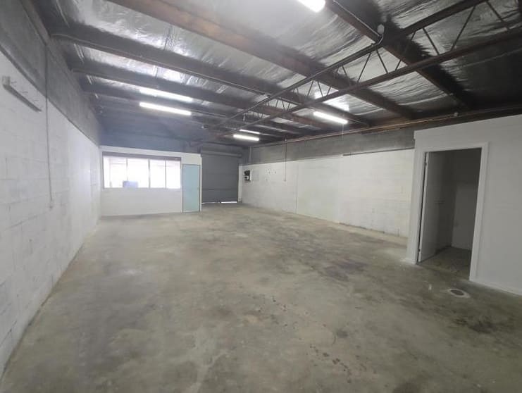 Click to view all images Unit 4/12 Grieve Road West Gosford NSW 2250 - Image 3
