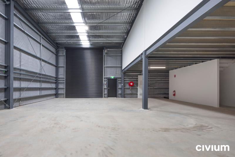 Click to view all images Unit D04/25 Val Reid Crescent Hume ACT 2620 - Image 3