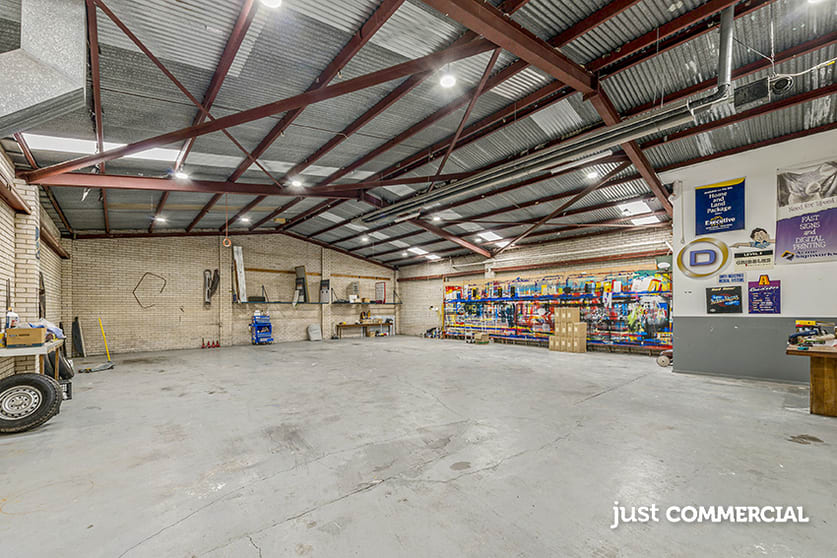 Click to view all images 47 John Street Oakleigh VIC 3166 - Image 3