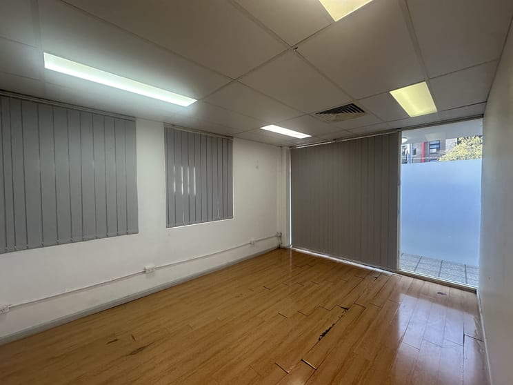 Click to view all images Unit 2/26 French Avenue Bankstown NSW 2200 - Image 3