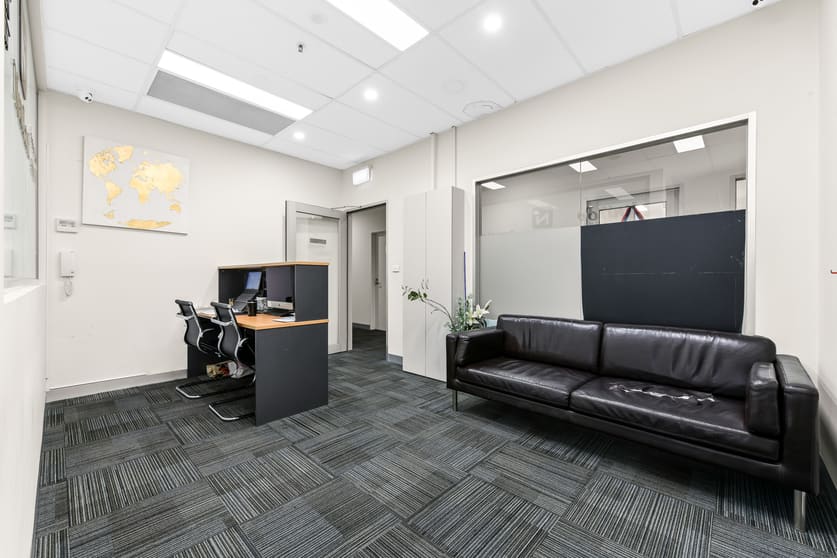 Click to view all images 407/39 Kingsway Glen Waverley VIC 3150 - Image 3