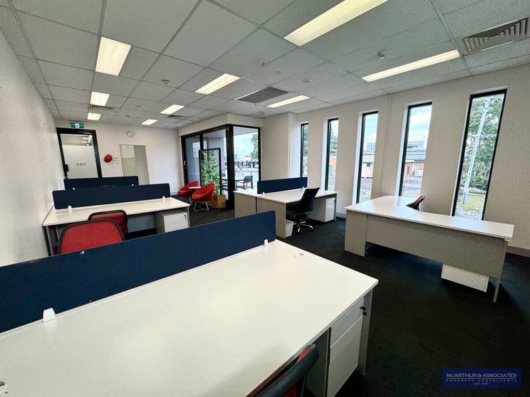 Click to view all images 27-29/42-44 King Street Caboolture QLD 4510 - Image 2