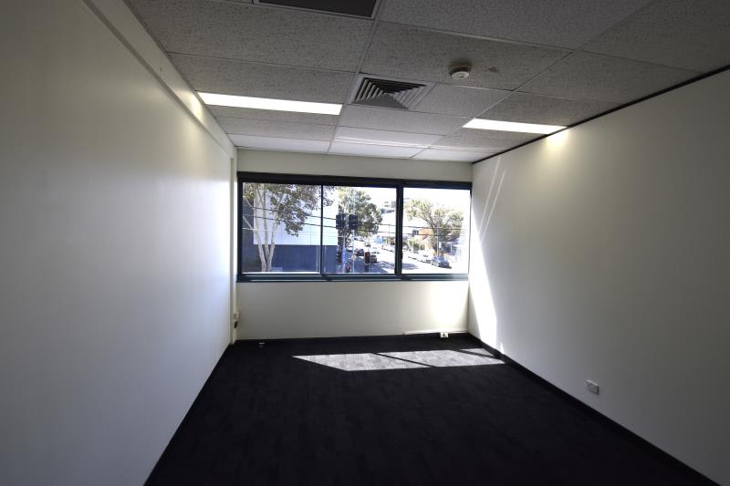 Click to view all images Level 1/31 Newland Bondi Junction NSW 2022 - Image 3