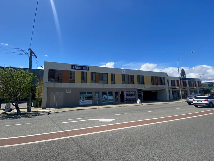 Click to view all images 27/210 Queen Victoria Street North Fremantle WA 6159 - Image 2