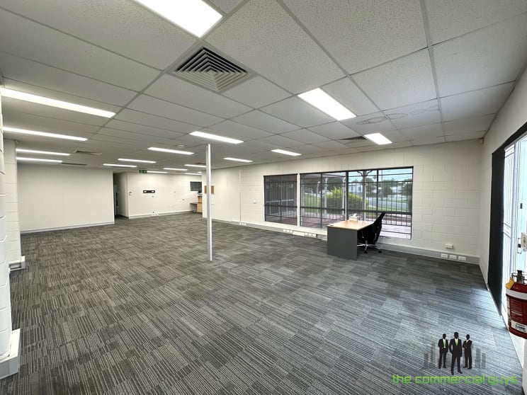 Click to view all images 2-6 Edward St Caboolture QLD 4510 - Image 2