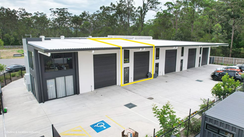 Click to view all images 2/31 Lenco Crescent Landsborough QLD 4550 - Image 1