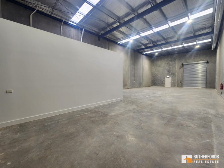 Click to view all images 2/96 Collins Road Melton VIC 3337 - Image 3