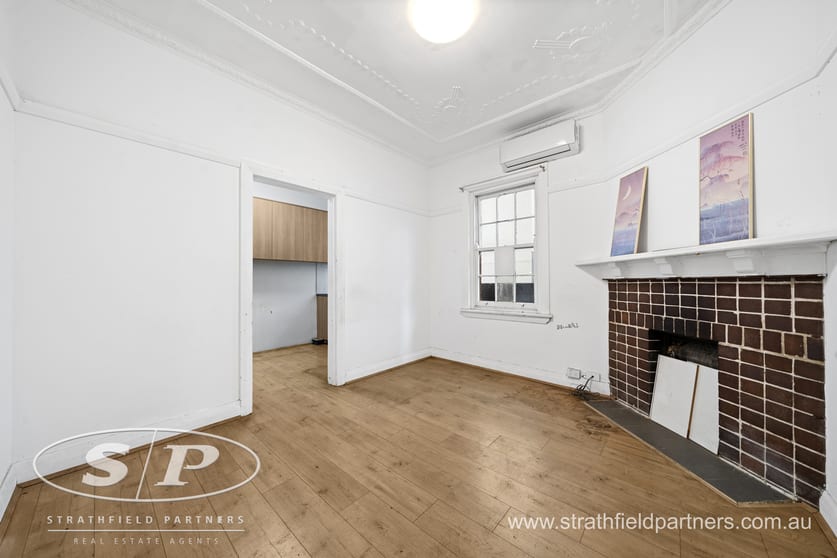 Click to view all images 16 Walker Street Rhodes NSW 2138 - Image 2