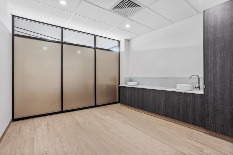 Click to view all images Ground Suite A/190 Bolsover Street Rockhampton City QLD 4700 - Image 3