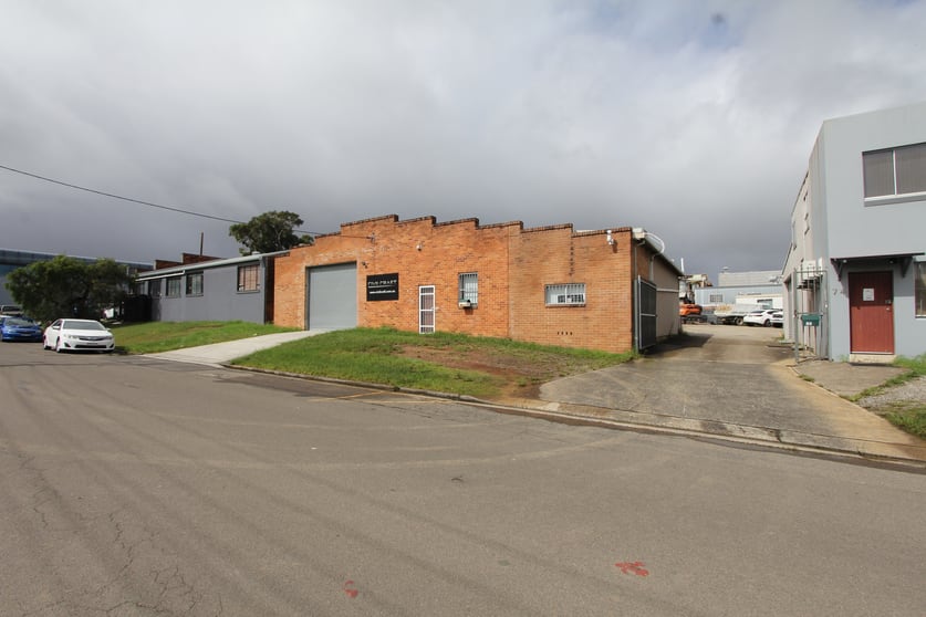 Click to view all images 76 Anderson Road Mortdale NSW 2223 - Image 2