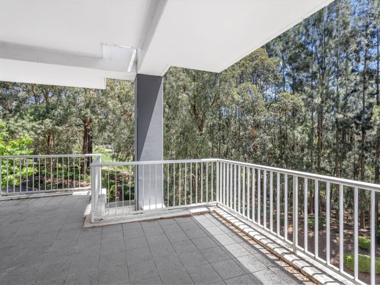 Click to view all images 19/5-7 Inglewood Place Norwest NSW 2153 - Image 3