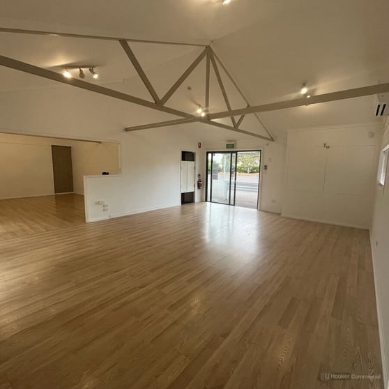 Click to view all images Shop 8/10476 New England Highway Highfields QLD 4352 - Image 3