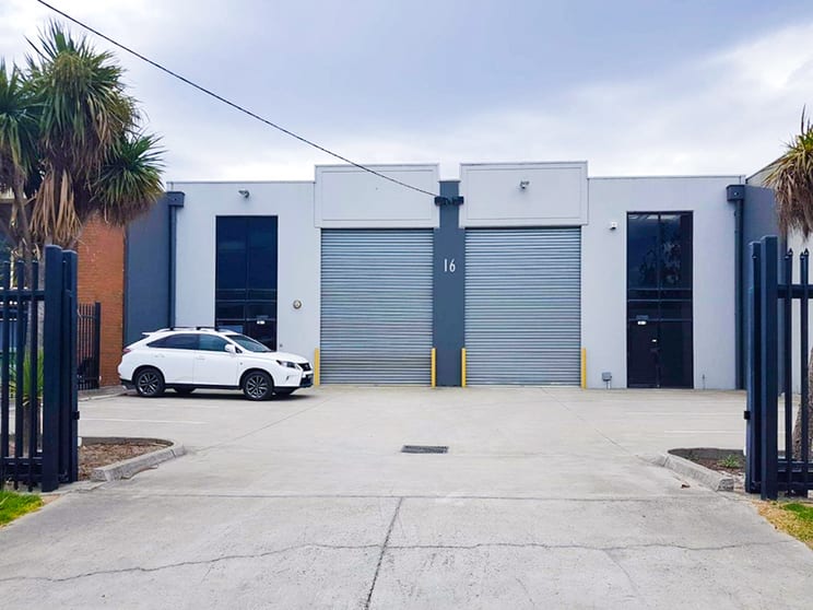 2/16 Regal Drive Springvale VIC 3171 - Image 3