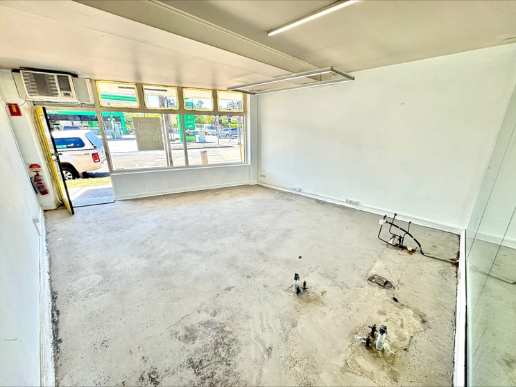 Click to view all images Shop 2/129 Pittwater Road Manly NSW 2095 - Image 3