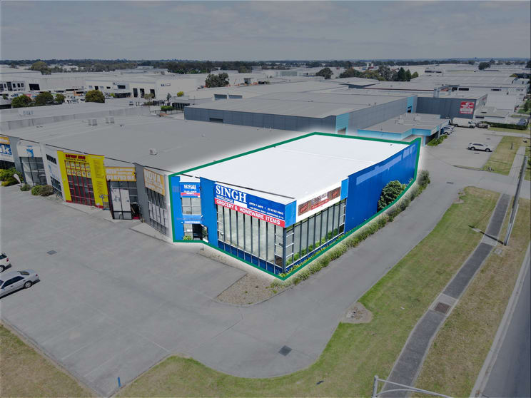 Click to view all images 1/58 Greens Road Dandenong South VIC 3175 - Image 1