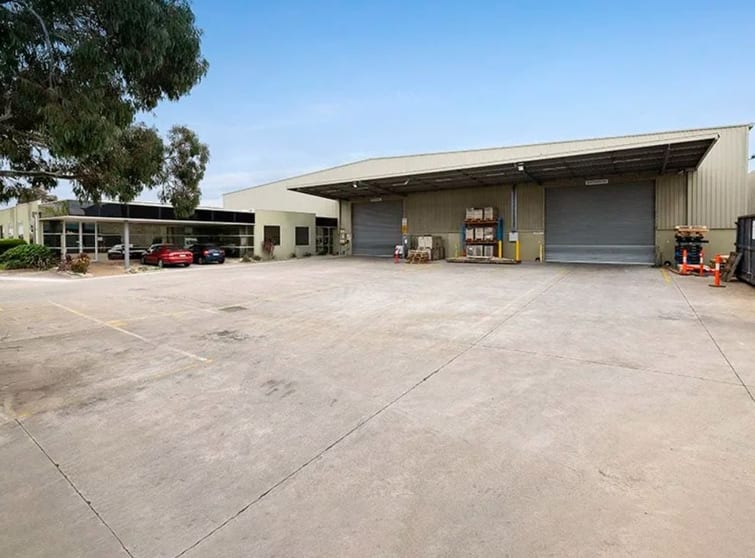 Click to view all images 54-58 Vella Drive Sunshine West VIC 3020 - Image 3