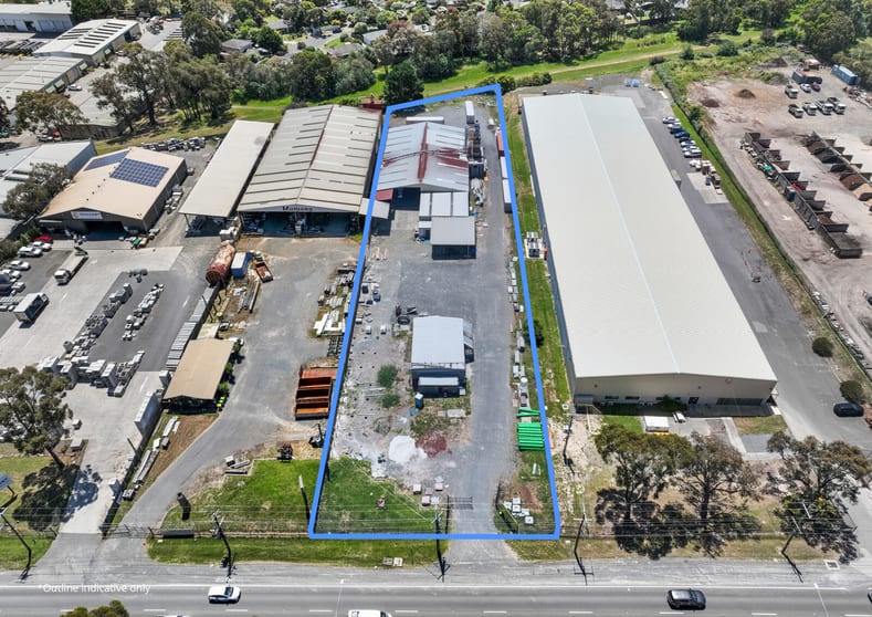 Click to view all images 77 Canterbury Road Kilsyth VIC 3137 - Image 2