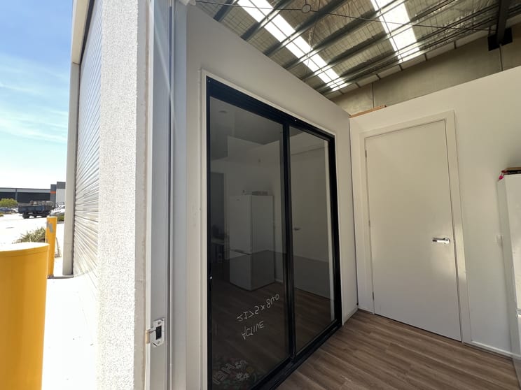 Click to view all images 1/21 Perpetual Street Truganina VIC 3029 - Image 2