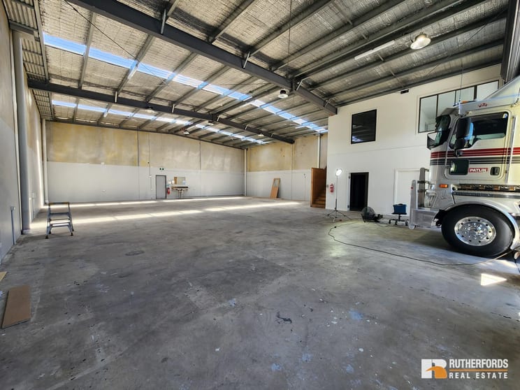 Click to view all images 81 Freight Drive Somerton VIC 3062 - Image 3