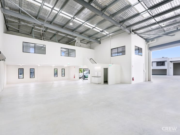 Click to view all images Unit 8/10-12 Ivan Street Arundel QLD 4214 - Image 1