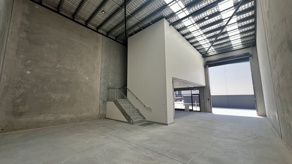 Click to view all images 9/11 Pinnacle Place Somersby NSW 2250 - Image 2
