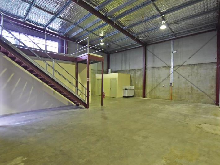Click to view all images Unit 4/7 Friesian Close Sandgate NSW 2304 - Image 3