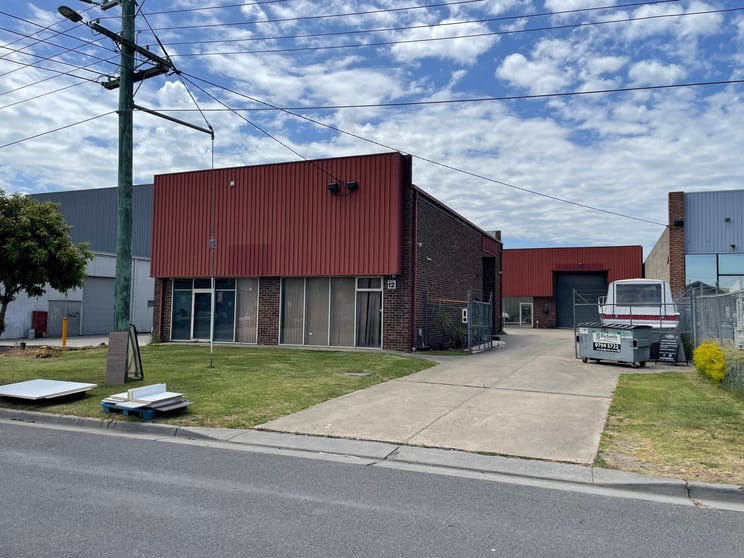 Click to view all images 1/12 Smethurst Street Cranbourne VIC 3977 - Image 1