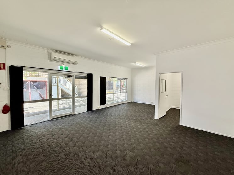 Click to view all images Unit 8A/20 Main Street Beenleigh QLD 4207 - Image 1