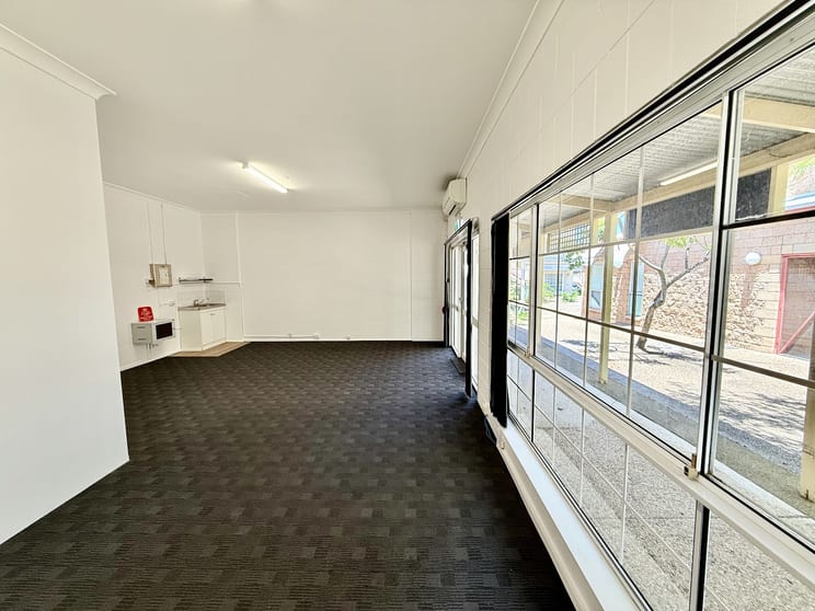 Click to view all images Unit 8A/20 Main Street Beenleigh QLD 4207 - Image 2