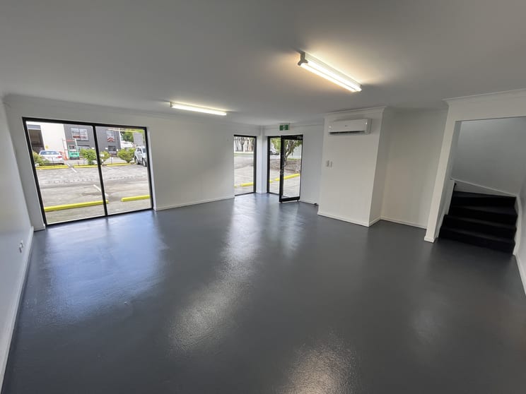 Click to view all images 10/43 Station Avenue Darra QLD 4076 - Image 3