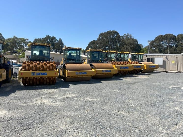 Click to view all images Lot 1A + 2B/44 Railway Street Oaks Estate ACT 2620 - Image 2