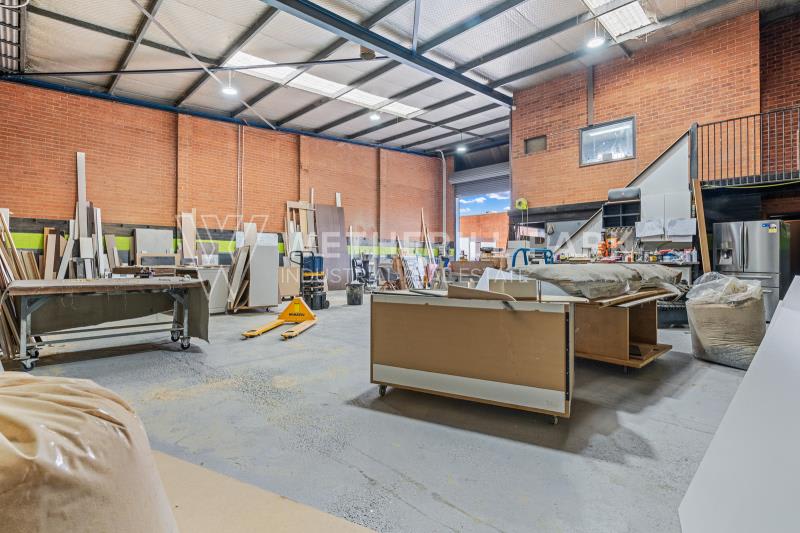 Click to view all images Smithfield NSW 2164 - Image 2