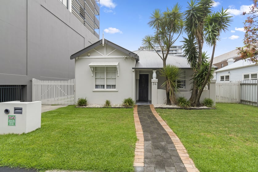 Click to view all images 34 Atchison Street Wollongong NSW 2500 - Image 1