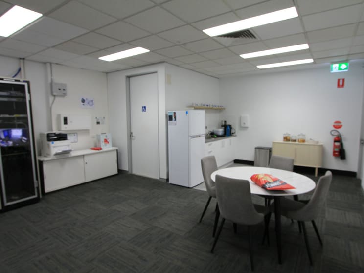 Click to view all images Ground Floor/209 Queen Street Campbelltown NSW 2560 - Image 2